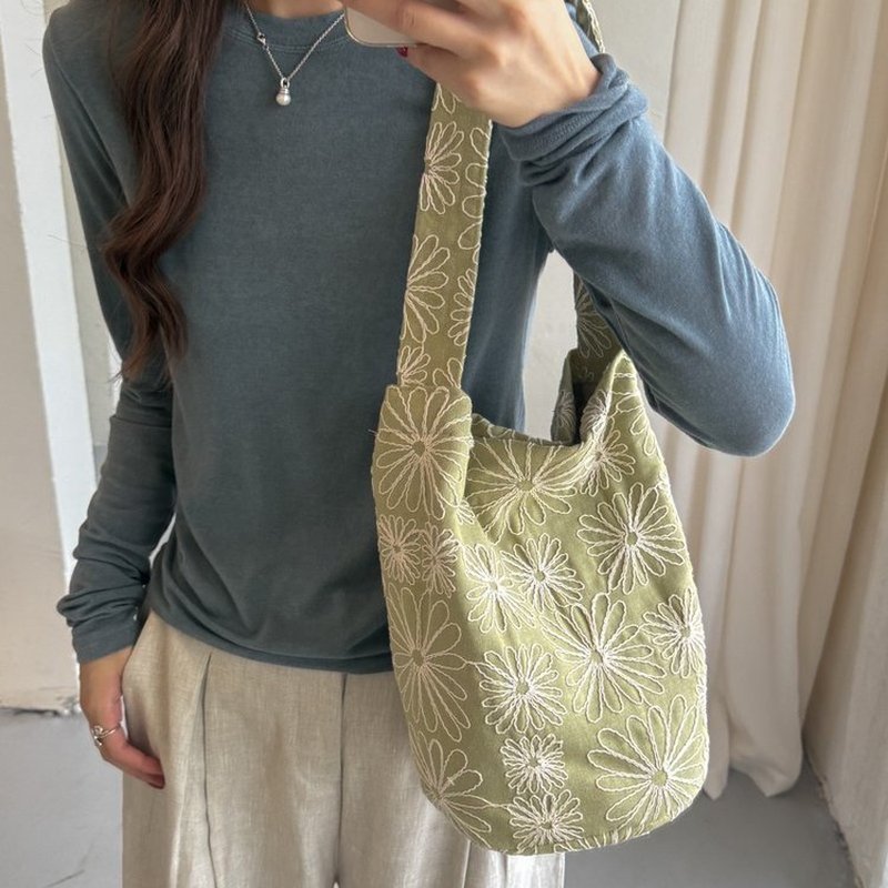 Borsa a Tracolla da Donna in T - Hobo Bag Slouchy recensione e prezzo