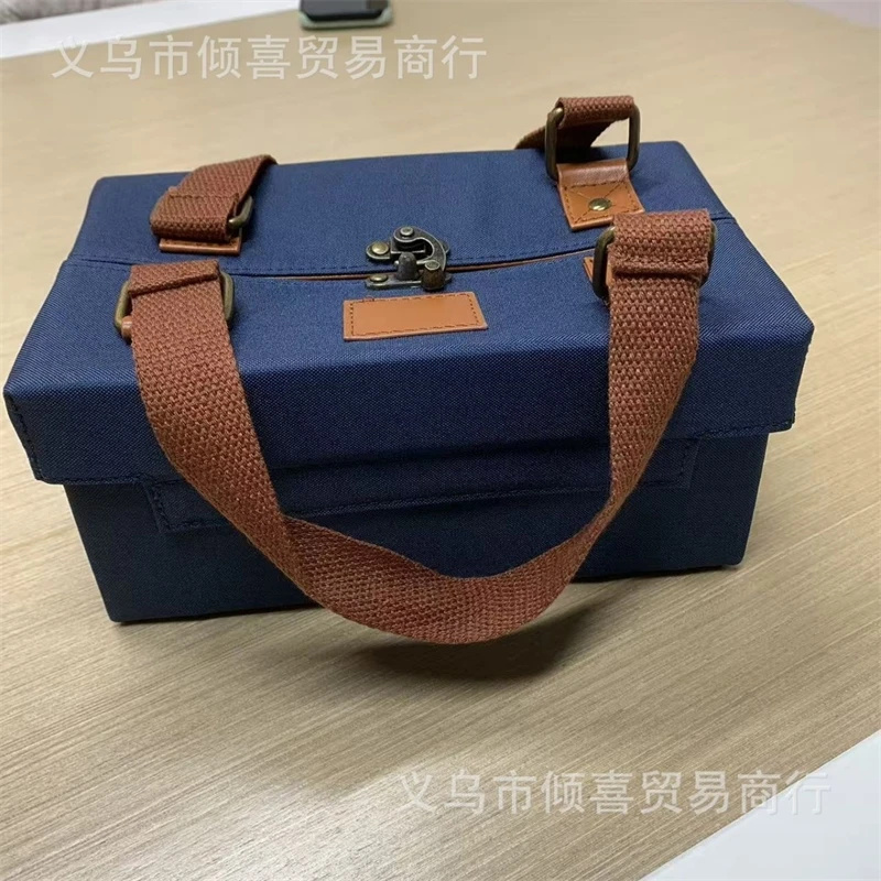 Borsa porta trucchi magnetica  - Women Vanity Bags recensione e prezzo